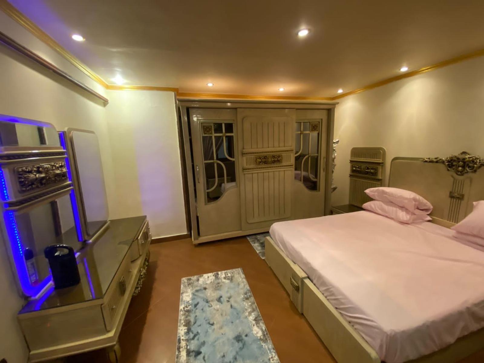 شقه بالمنيل اطلاله النيل Apartment